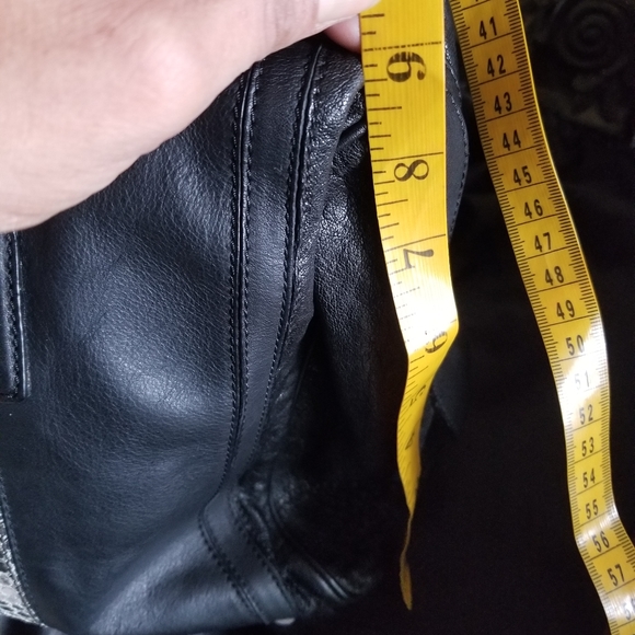 Limited Edition  unisex  MCM snake duffle speedy bag - Picture 14 of 14